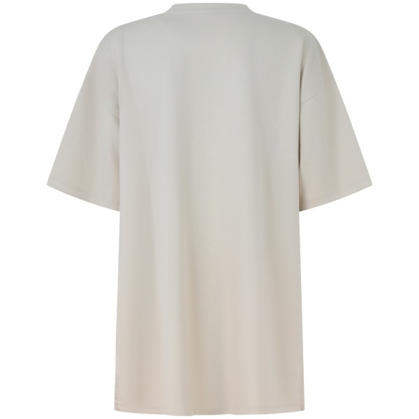 T-shirt over beige per donna