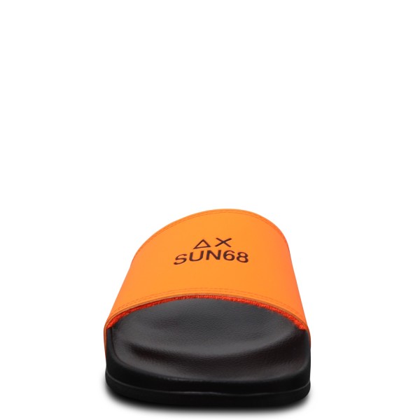 Ciabatte nere con logo arancio per uomo