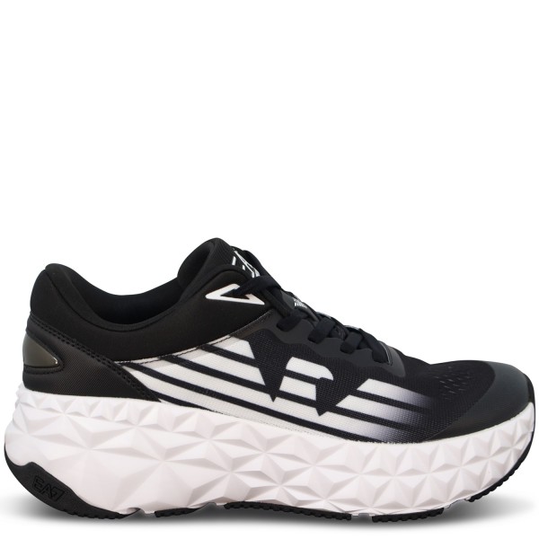 Sneakers nera con maxi logo per uomo