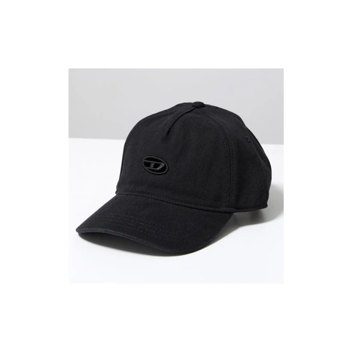 Cappello nero per uomo