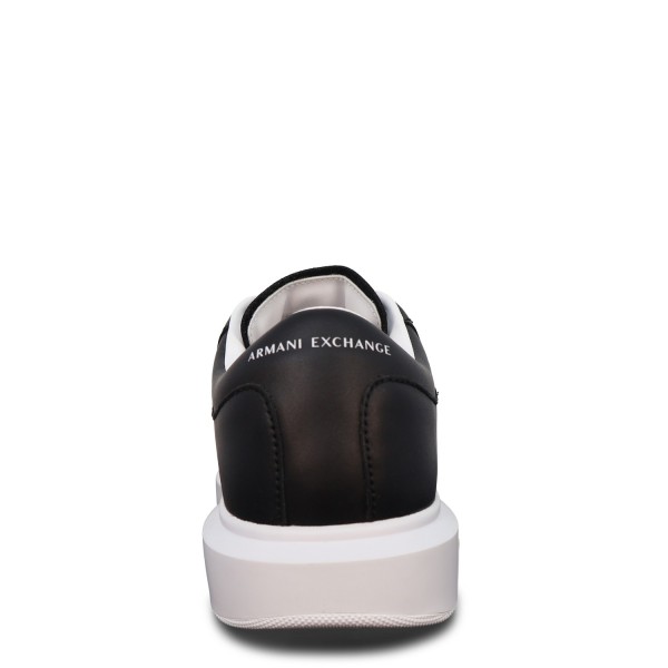 Sneakers nere con mini logo per uomo