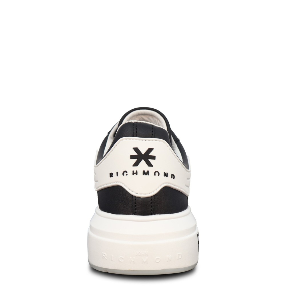 Sneakers nera con logo per uomo