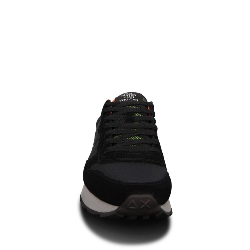 Sneakers nera con riporti fluo per uomo